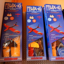 Felix-iQ, Styropor Flieger